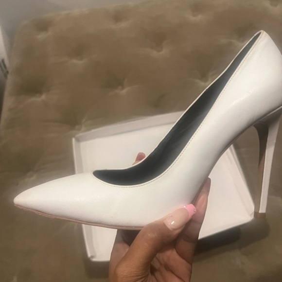 JEFFREY CAMPBELL HEEL SZ: 9.5 - Picture 2 of 4